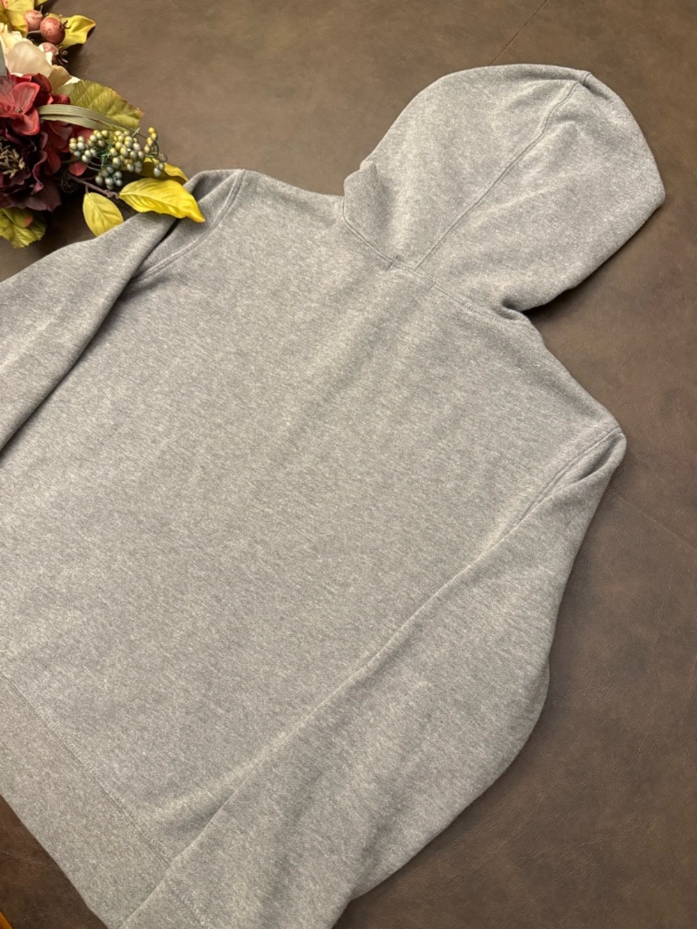 GAP Vintage Y2K Women’s Dark Gray and Lilac Purple Hooded Pullover Sweatshirt; M - Picture 10 of 10